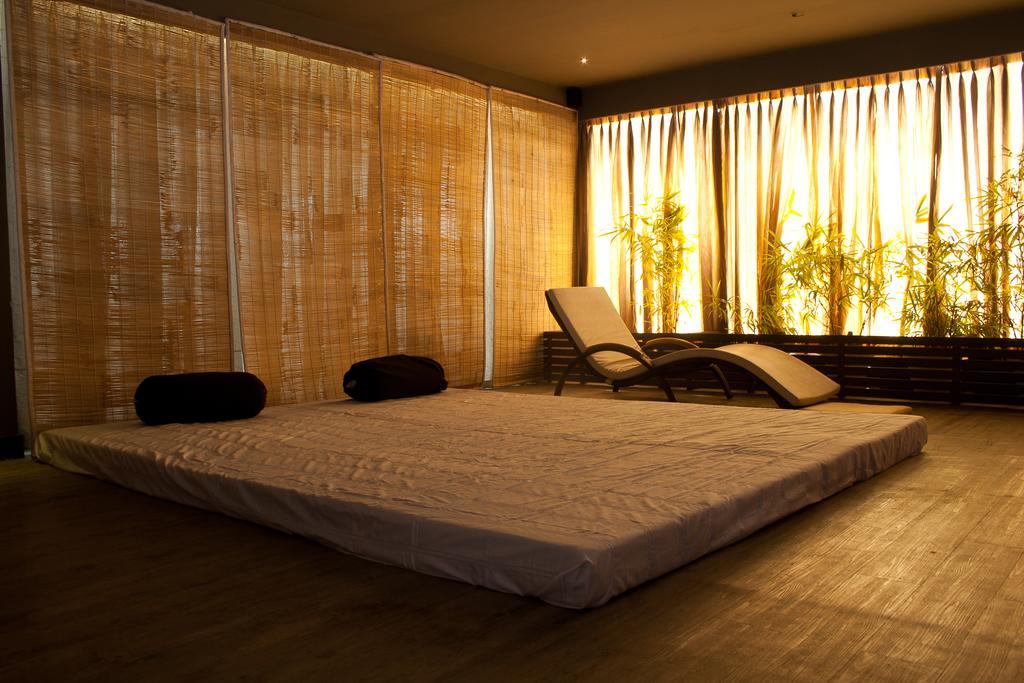 Hotel Parc Estique Pune Bagian luar foto