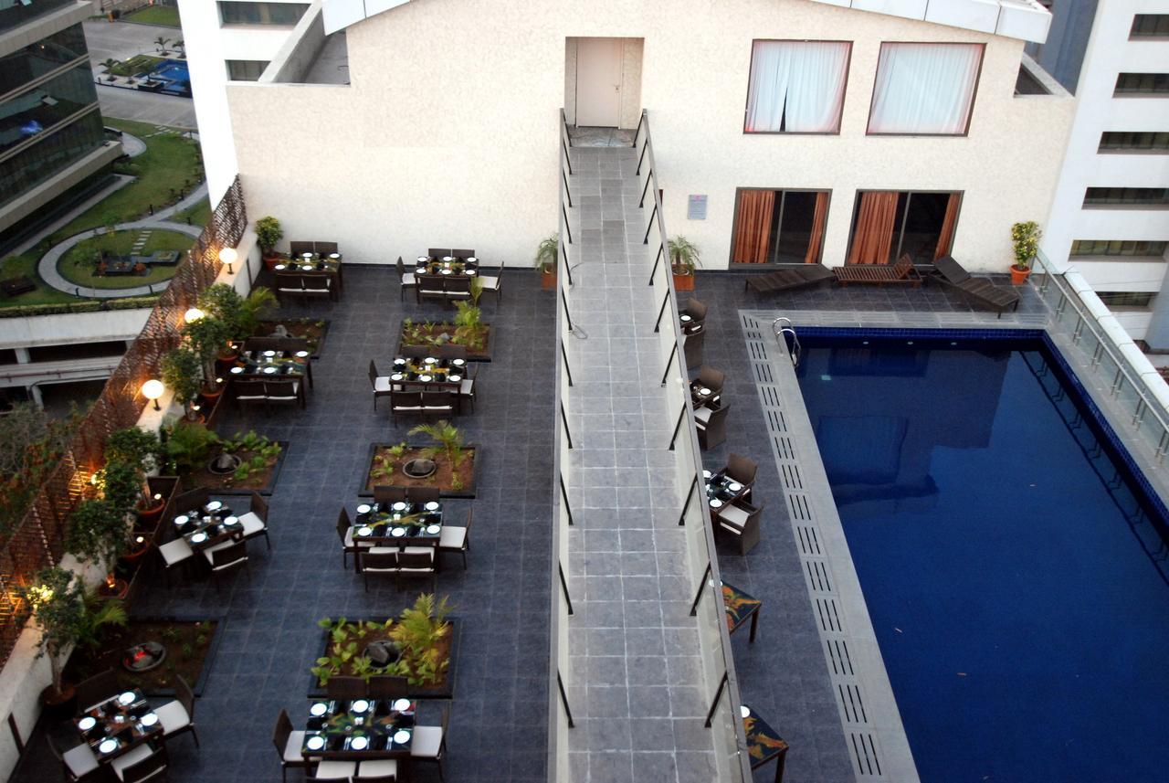 Hotel Parc Estique Pune Bagian luar foto